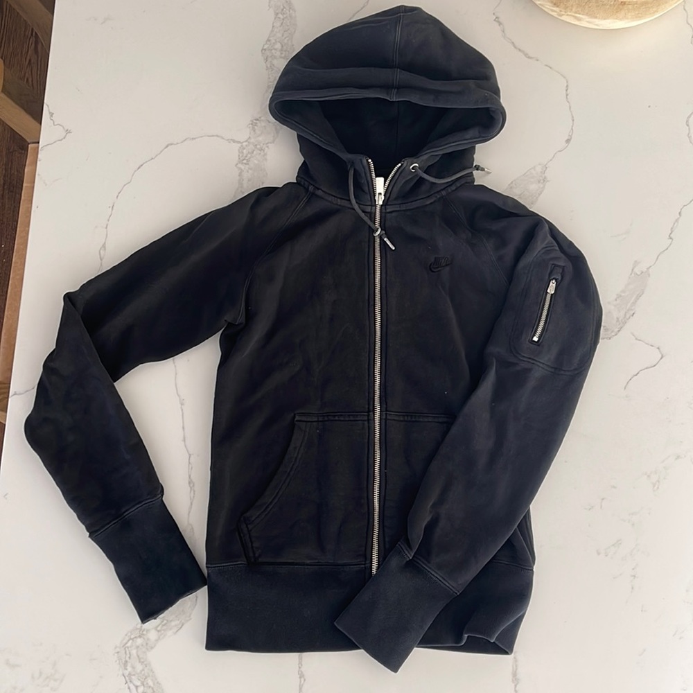 Women’s Nike zip up hoodie, S